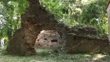 Hacs Bendekpusztai Templomrom 1