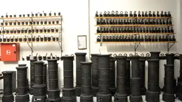 Hajdusamson Ontottvas Targyak Gyujtemenye 1