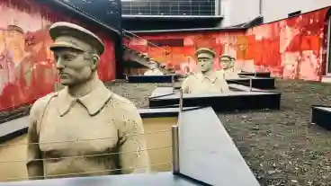 Hodmezovasarhely Emlekpont 1