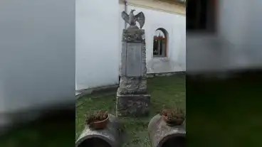 Iklodbordoce Hosi Emlekmu