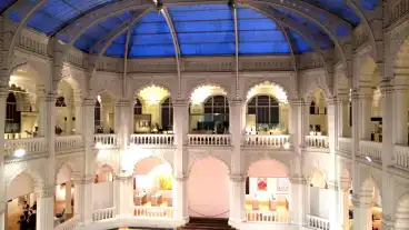 Iparmuveszeti Muzeum 1