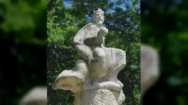 Jaszszentlaszlo Szent Laszlo Kutja