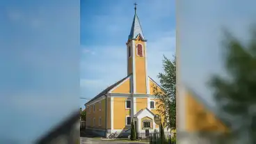 Kajarpec Evangelikus Templom