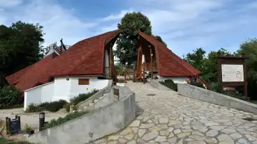 Kaposvar Szentjakabi Bences Apatsag Romkert