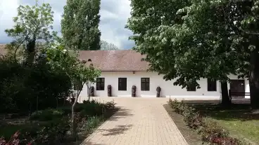 Kecskemet Nepi Iparmuveszeti Gyujtemeny 1