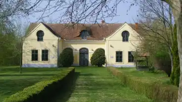 Kemenesmihalyfa Vidos Kuria