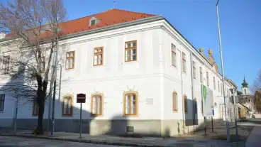 Keszthely Amazon Haz Latogatokozpont 1