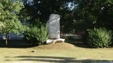 Ketsoprony Ii Vilaghaborus Emlekmu