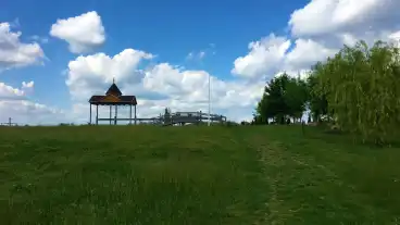 Kincsem Lovaspark 10