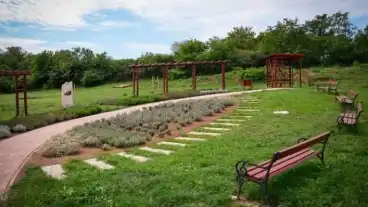 Kirandulastervezo Boda Maria Kert