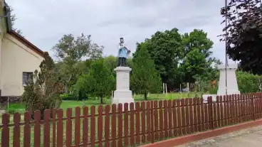 Kirandulastervezo Dravatamasi Nepomuki Szobor