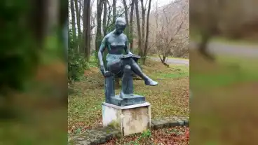 Kirandulastervezo Egercsehi Olvaso No Szobor