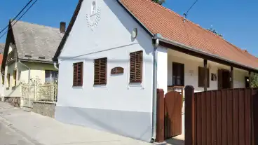 Kirandulastervezo Hosszuheteny Tajhaz