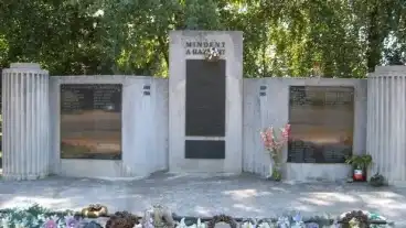 Kirandulastervezo Kaposmero Vilaghaborus Emlekmu