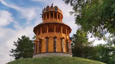 Kirandulastervezo Kisgyor Szent Korona Kilato 01