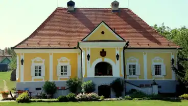 Kirandulastervezo Legend Kaldy Kuria