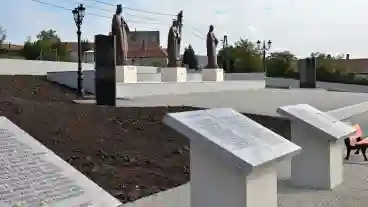 Kirandulastervezo Legyesbenye Emlekpark 1