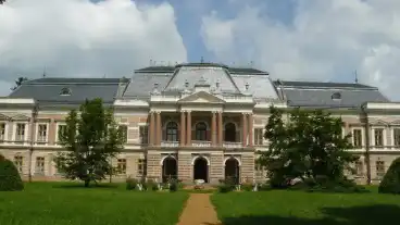 Kirandulastervezo Lengyel Apponyi Kastely 1