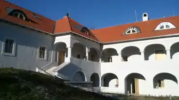 Kirandulastervezo Mad Csodarabbik Utja Kiallitas