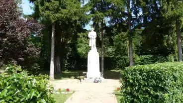 Kirandulastervezo Matraderecske Vilaghaborus Emlekmu