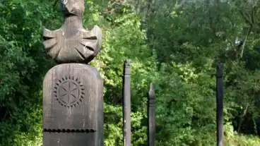 Kirandulastervezo Matty Madar Emlekpark