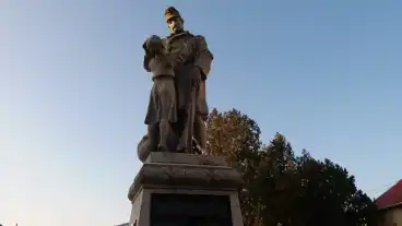 Kirandulastervezo Onga Hosi Emlekmu