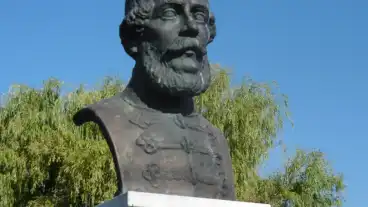 Kirandulastervezo Patapoklosi Kossuth Szobor