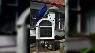 Kirandulastervezo Patosfa Vilaghaborus Emlekmu