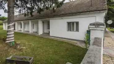 Kirandulastervezo Sarszentlorinc Lazar Ervin Emlekhaz 1