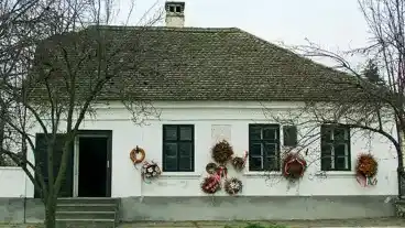 Kirandulastervezo Sarszentlorinc Petofi Emlekhaz