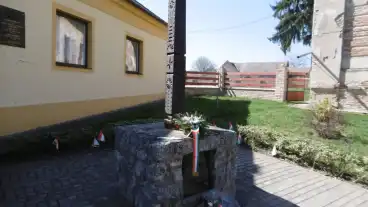 Kirandulastervezo Szabadszentkiraly Kopjafa