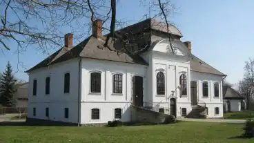 Kirandulastervezo Tarnamera Rendormuzeum