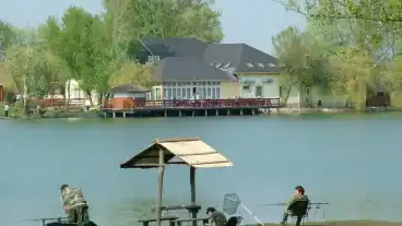 Komarom Wf Szabadidopark 1