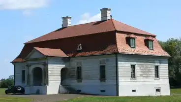 Komlodtotfalu Becsky Kuria