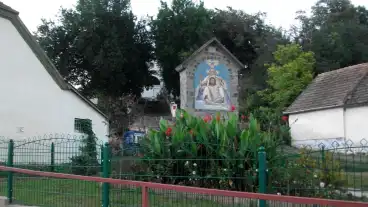 Koppanyszanto Szentharomsag Mozaikkep 01