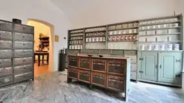 Koszeg Arany Egyszarvu Patikamuzeum 1