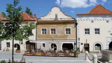 Koszeg Sgraffitos Haz 1