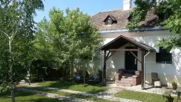 Koveskal Vendeghaz 1