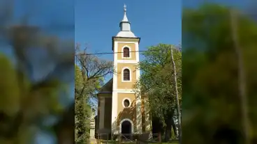 Latrany Katolikus Templom