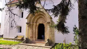 Liter Reformatus Templom 01