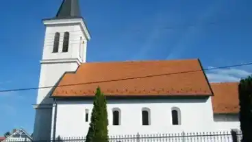 Lovas Katolikus Templom