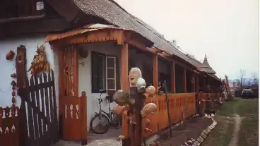 Lovasbereny Lenke Galeria