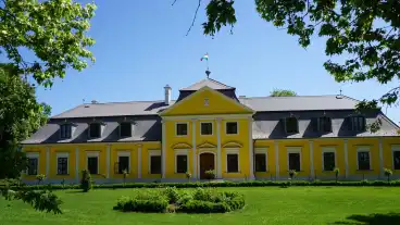 Mandok Forgach Kastely 1