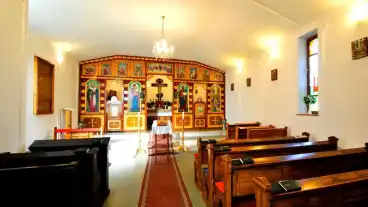 Mandok Gorogkatolikus Templom