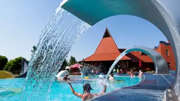 Marcali Varosi Furdo 1