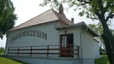 Mencshely Falumuzeum 1
