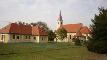 Mihalyfa Katolikus Templom