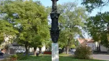 Mohacs Buso Totemoszlop