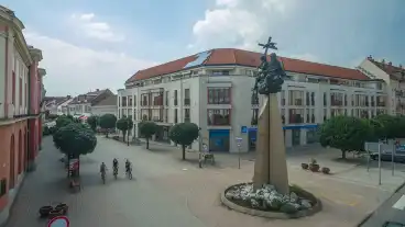 Mohacs Szentharomsag Szobor 1