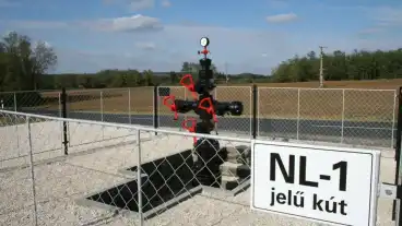 Nagylengyel Olajmezo Emlekmu 1